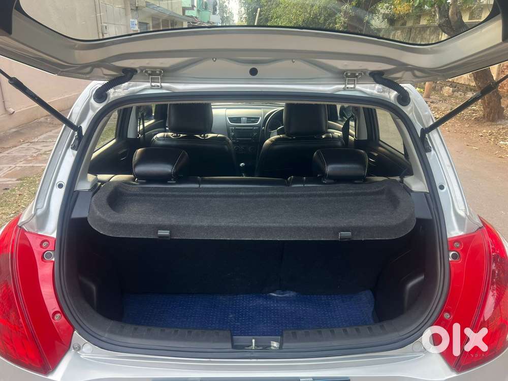 Maruti Suzuki Swift Vxi Optional, 2016, Petrol
