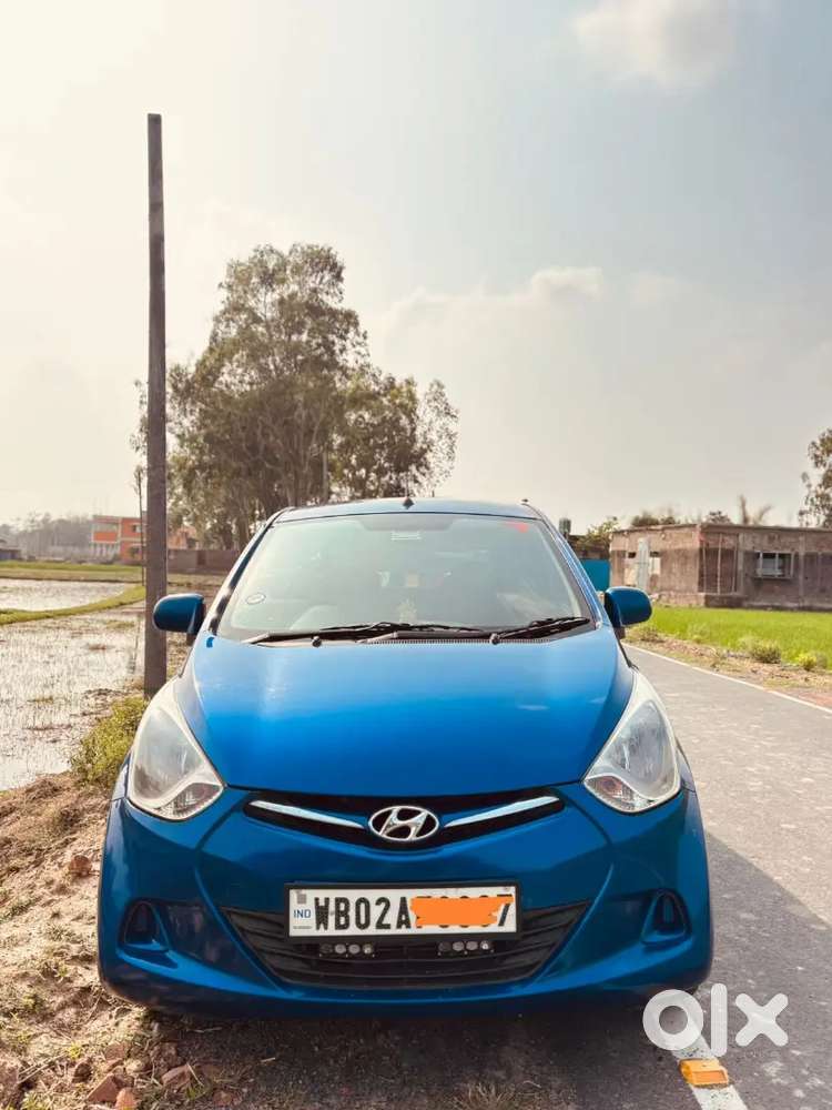 Hyundai Eon Magna+ , Blue (lifetime Tax Paid)