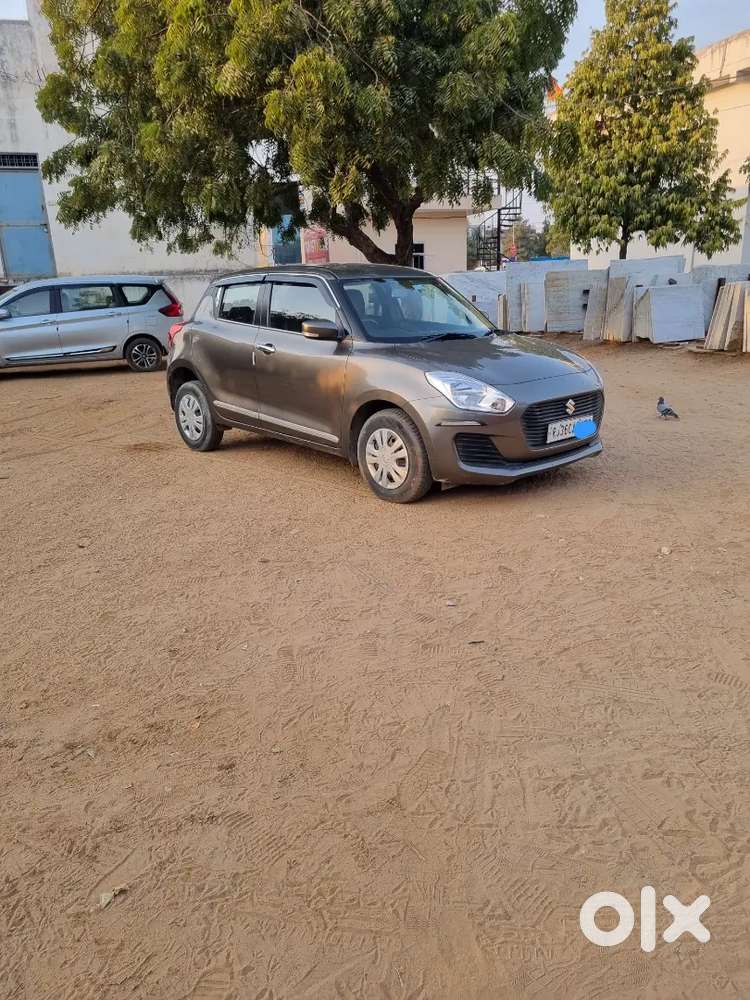 Maruti Suzuki Swift Vxi 2019