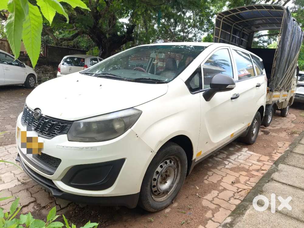 Mahindra Marazzo Plus 2019