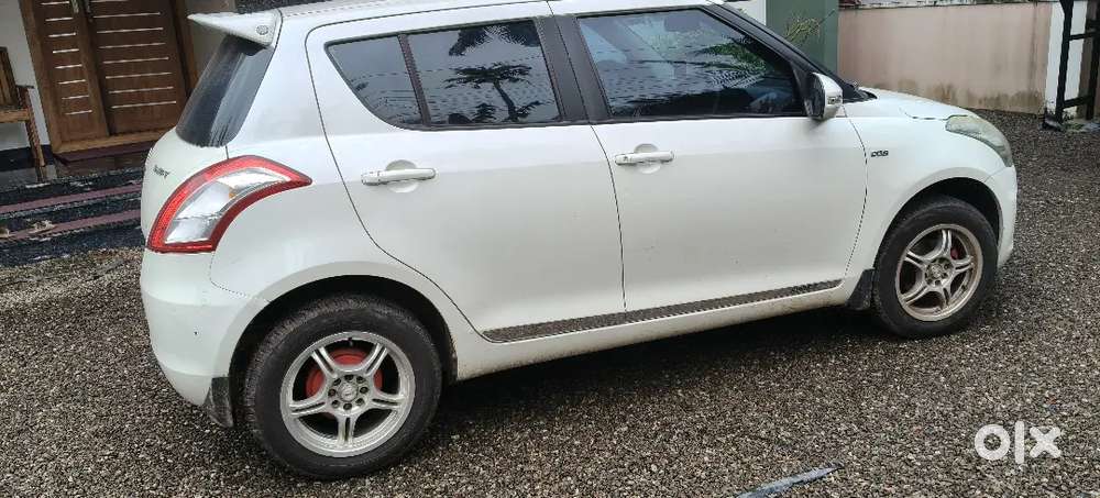 Maruti Suzuki Swift 2016