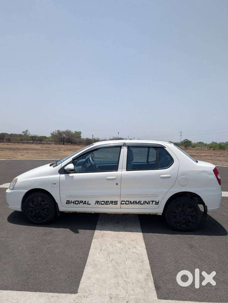 Tata Indigo Ecs Ecs Lx Cr4 Bs-iv, 2013, Diesel
