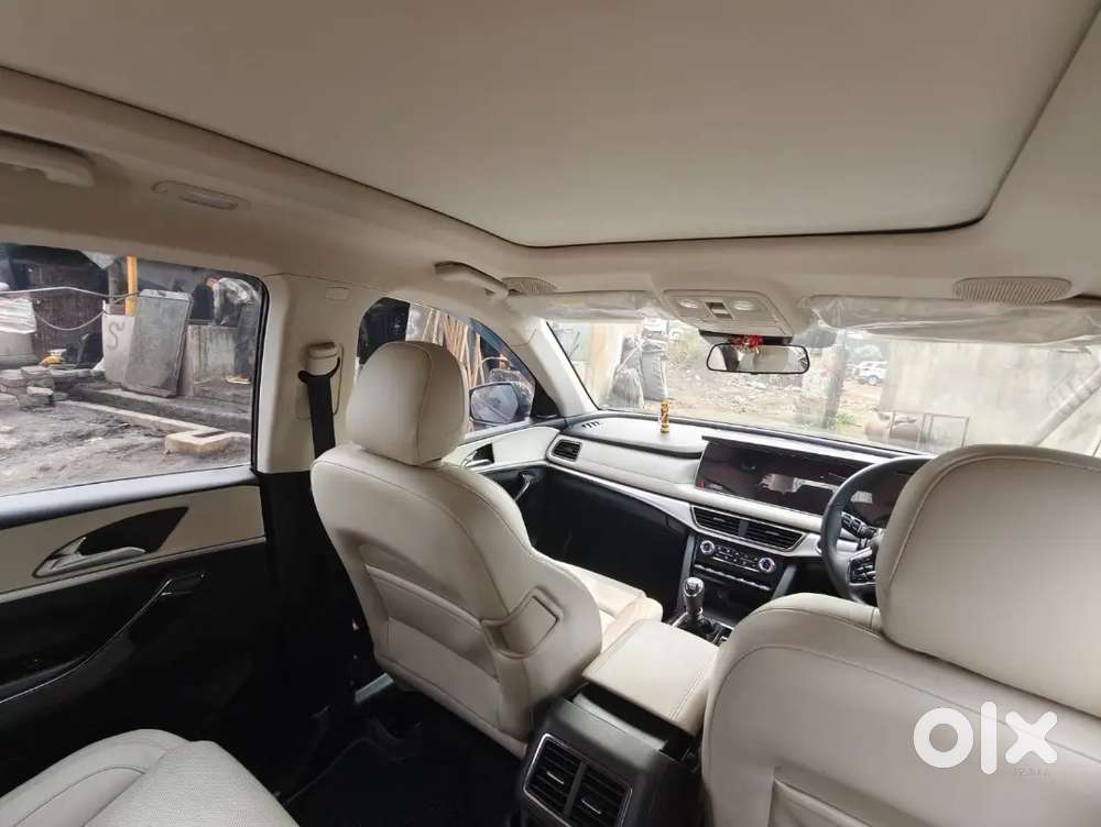 Brand New Xuv 700 A×7l