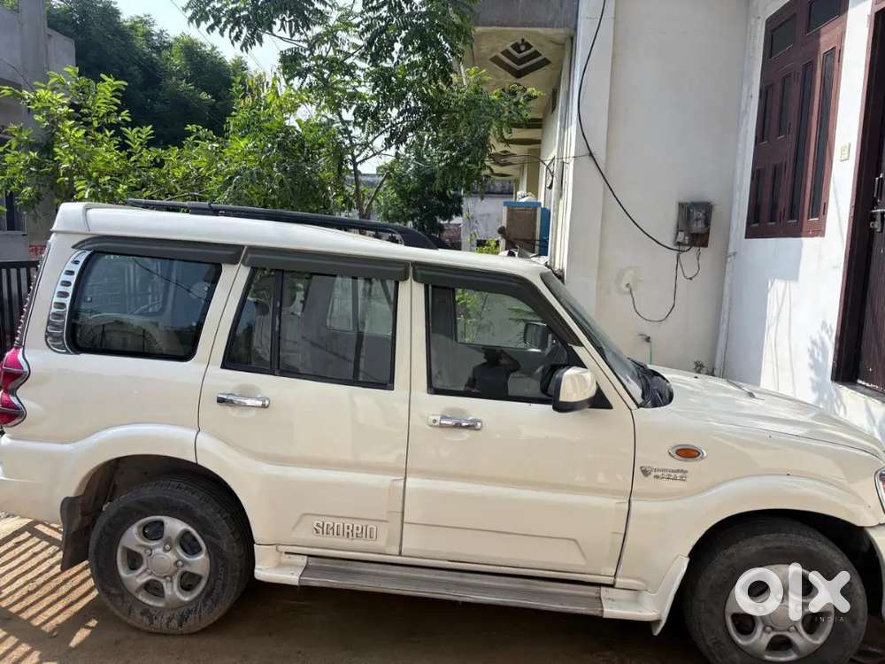Mahindra Scorpio Getaway 2012 Diesel Well Maintained