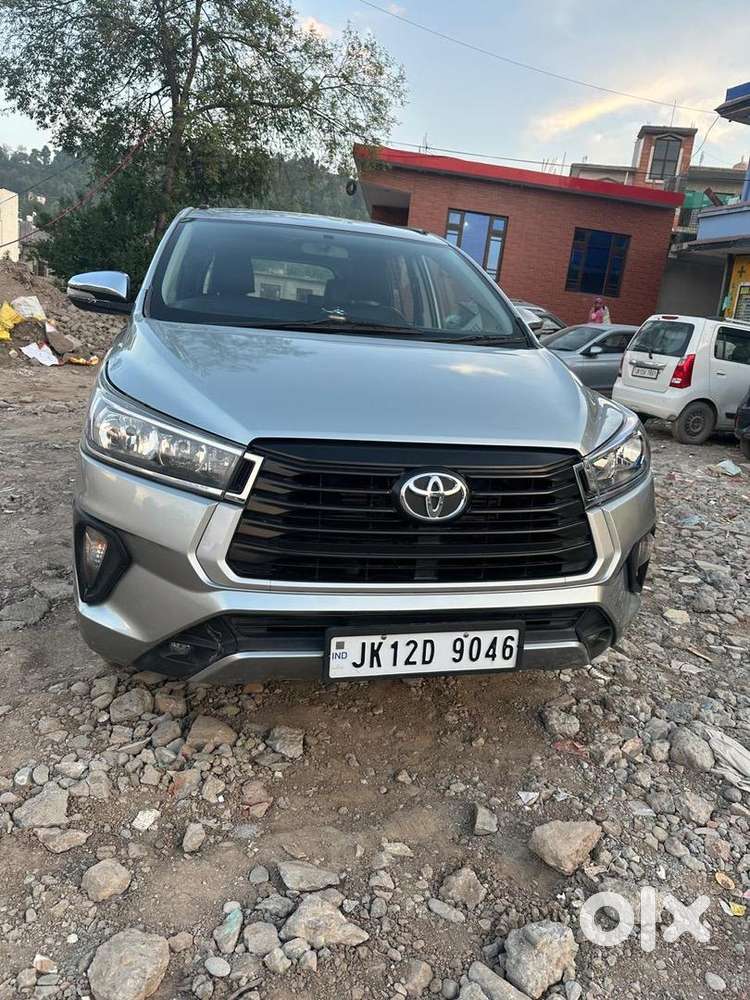 Toyota Innova Crysta 2017 Diesel Well Maintained