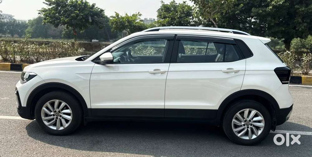 Volkswagen Taigun 1.0 Tsi Highline At, 2022, Petrol