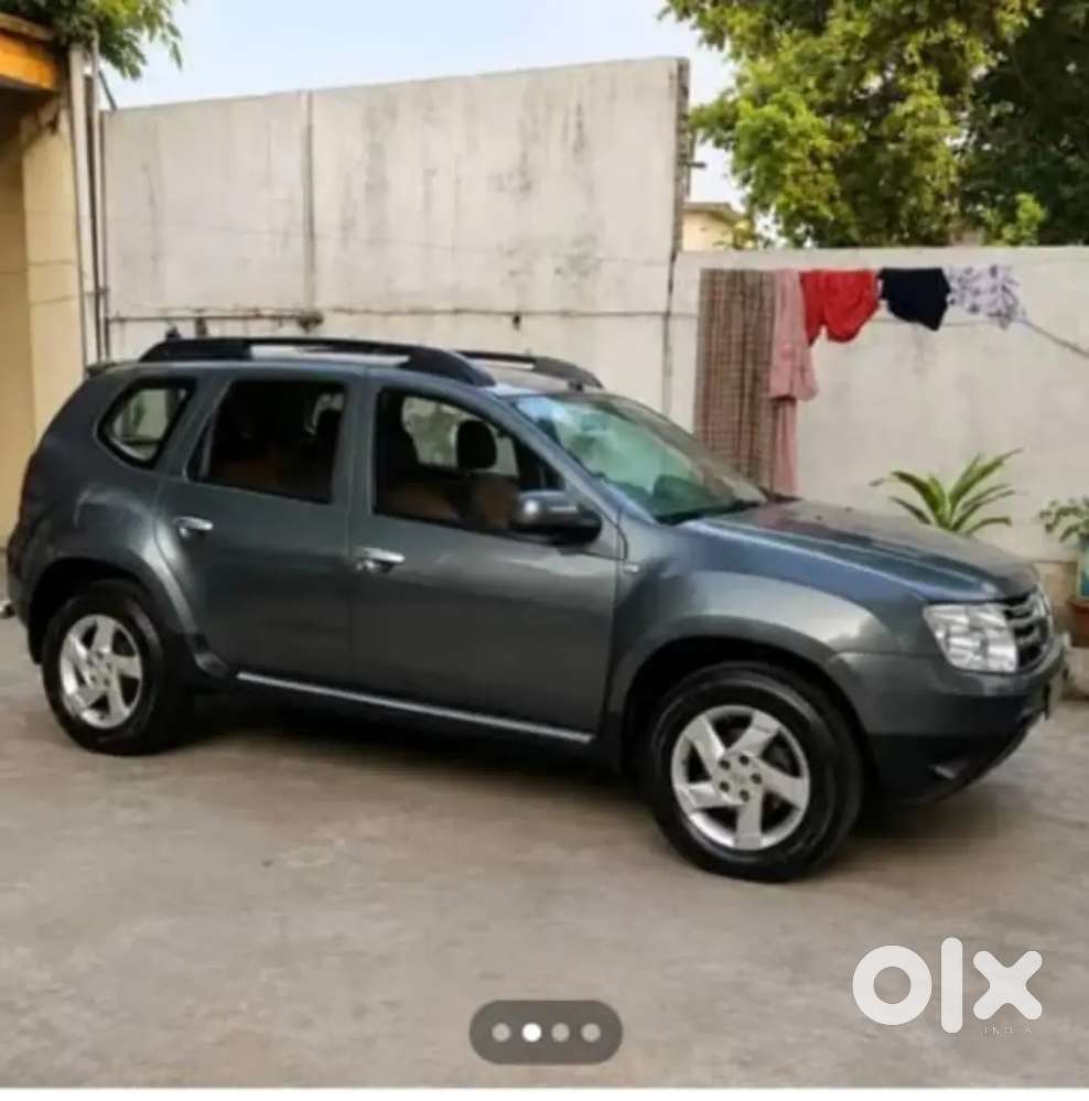 Mahindra Renault Logan 2013