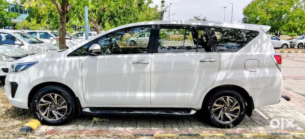 Innova Crysta 2020-2021
