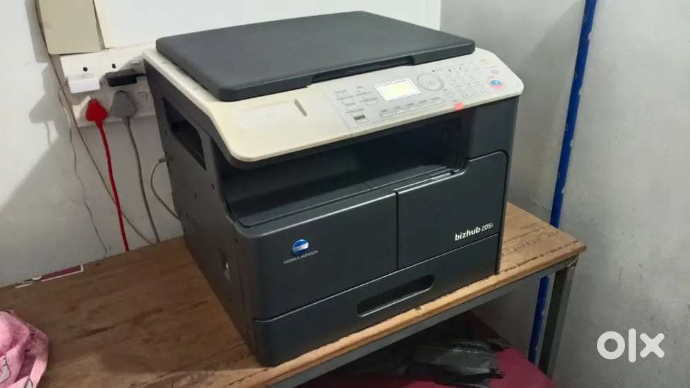 KONICA MINOLTA, Bizhub 205i