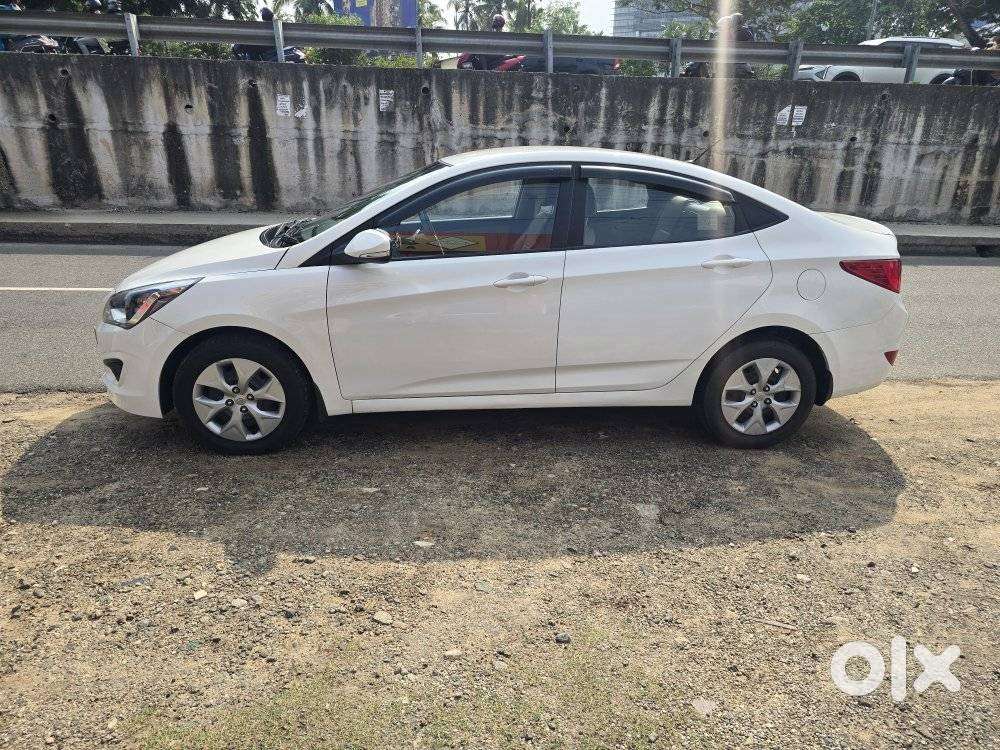 Hyundai Verna 2015-2016 1.4 Vtvt, 2016, Petrol