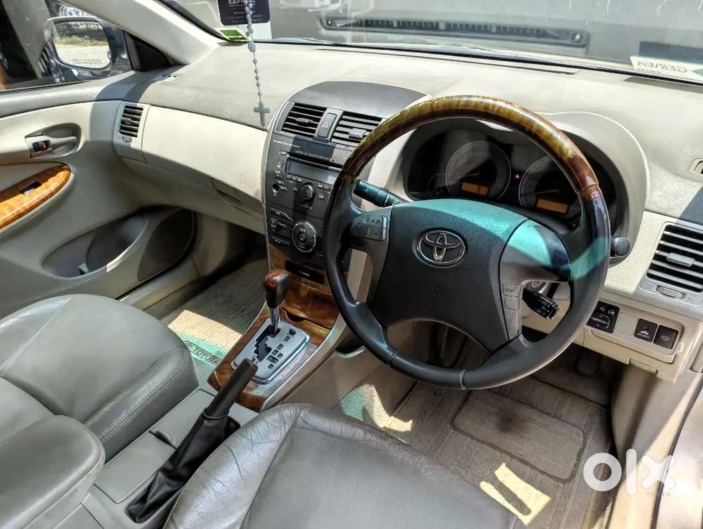 Toyota Corolla Altis 2009 Model Automatic V