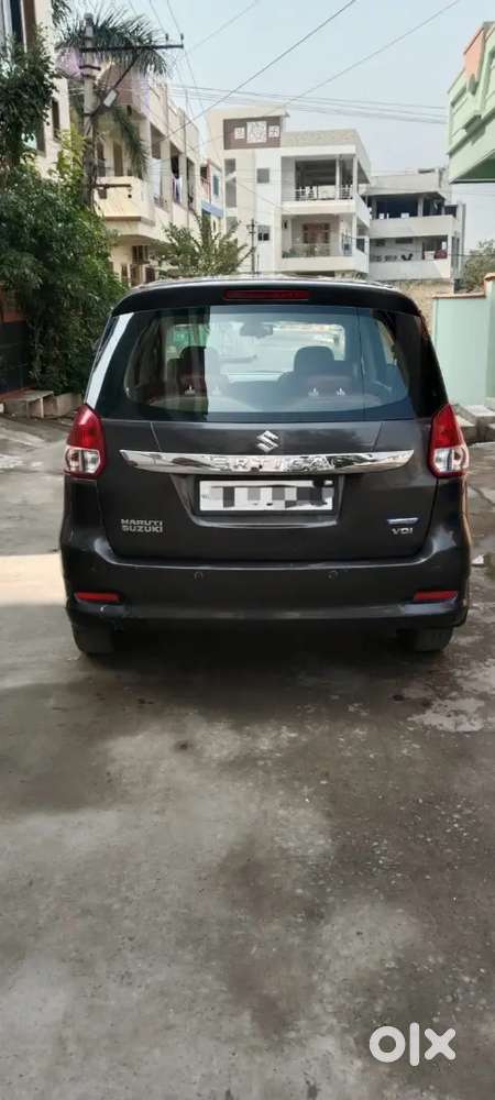 Maruti Suzuki Ertiga 2018 Diesel 105000 Km Driven Vdi Smart Hybrid