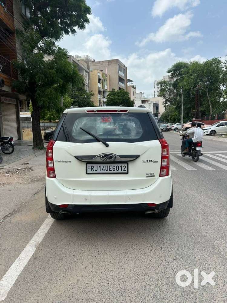 Mahindra Xuv500 At W10 Fwd, 2016, Diesel