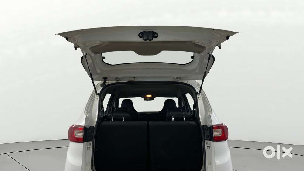 Renault Triber Rxz, 2019, Petrol