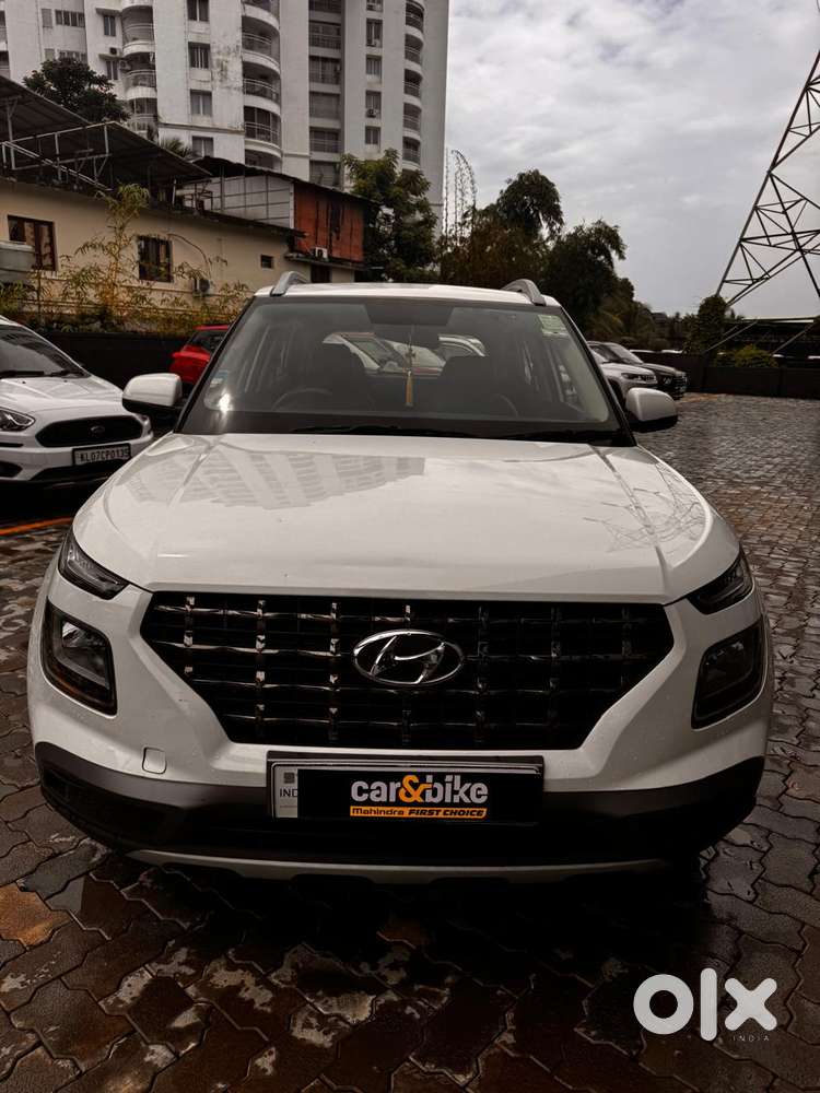 Hyundai Venue S 1.2 Petrol, 2020, Petrol