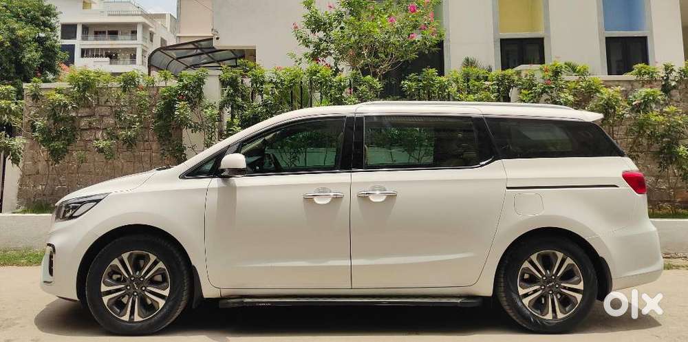 Kia Carnival Prestige, 2023, Diesel