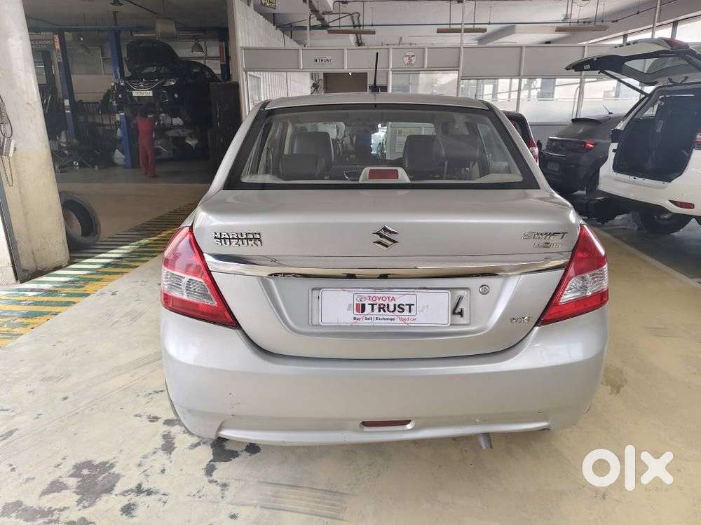 Maruti Suzuki Swift Dzire 1.2 Vxi Bsiv, 2014, Petrol