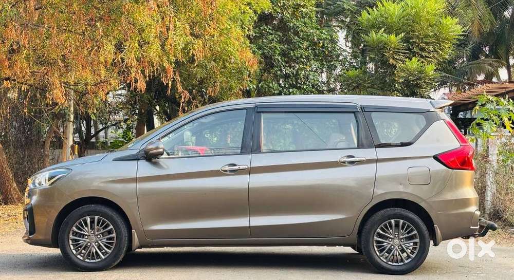 Maruti Suzuki Ertiga 1.5 Zxi Plus Shvs, 2019, Petrol