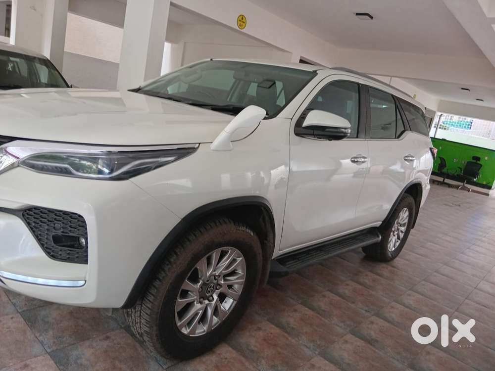 Toyota Fortuner Sportivo 4x4 Mt, 2021, Diesel