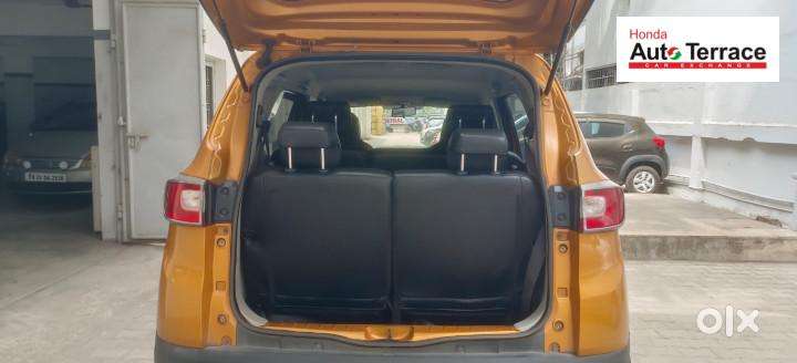 Renault Triber Rxz, 2019, Petrol