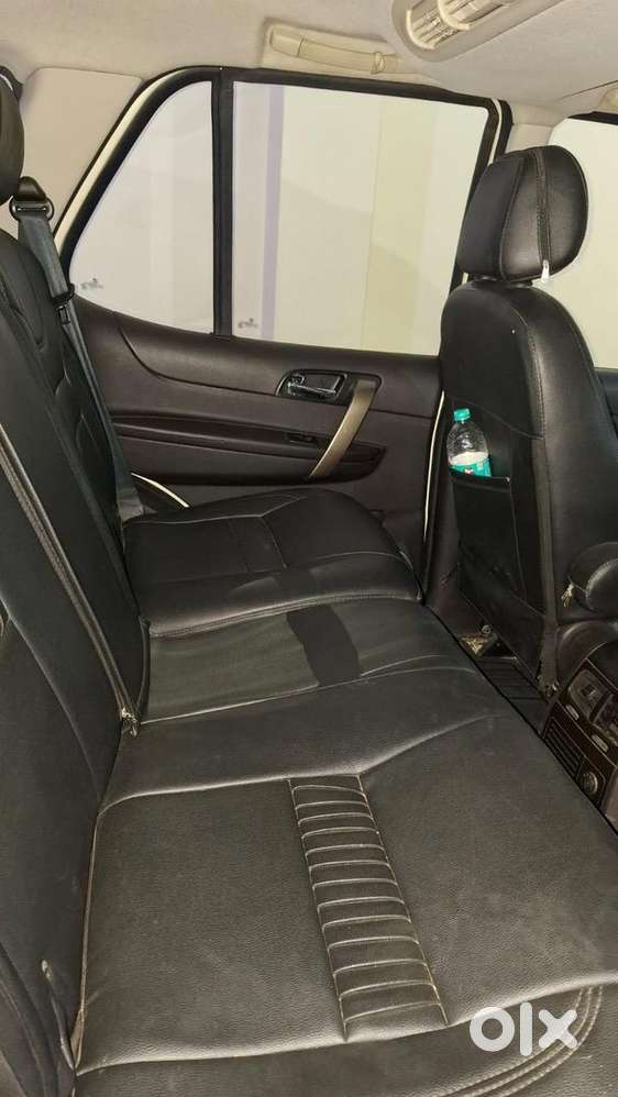 Tata Safari Storme Pearl White Colour In Very Good Condition