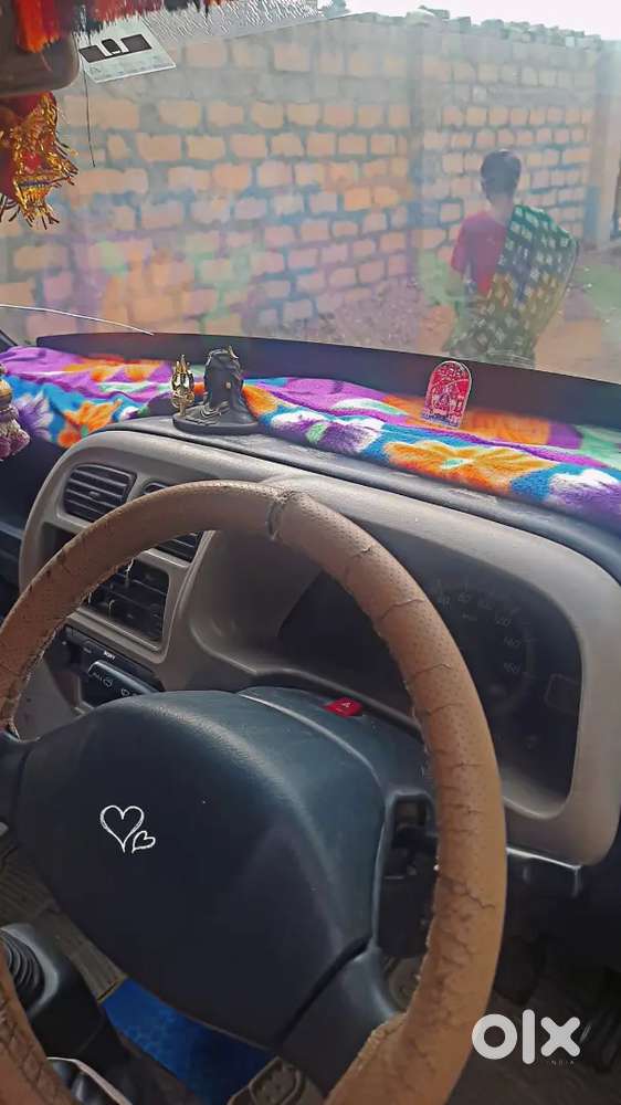 5 Seater Ac  , S White Color ,all Documents Complete,petrol & Cng