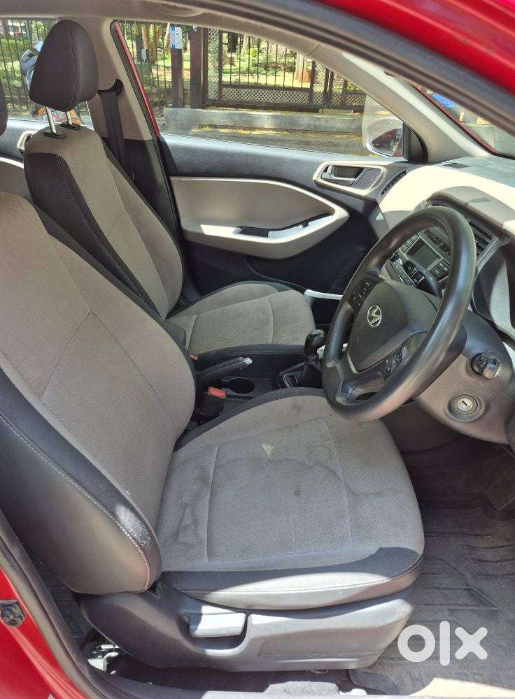 Hyundai I20 Magna 1.2 Mt, 2015, Petrol