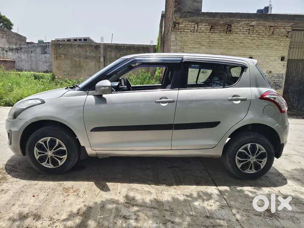 Maruti Suzuki Swift Vxi 2012