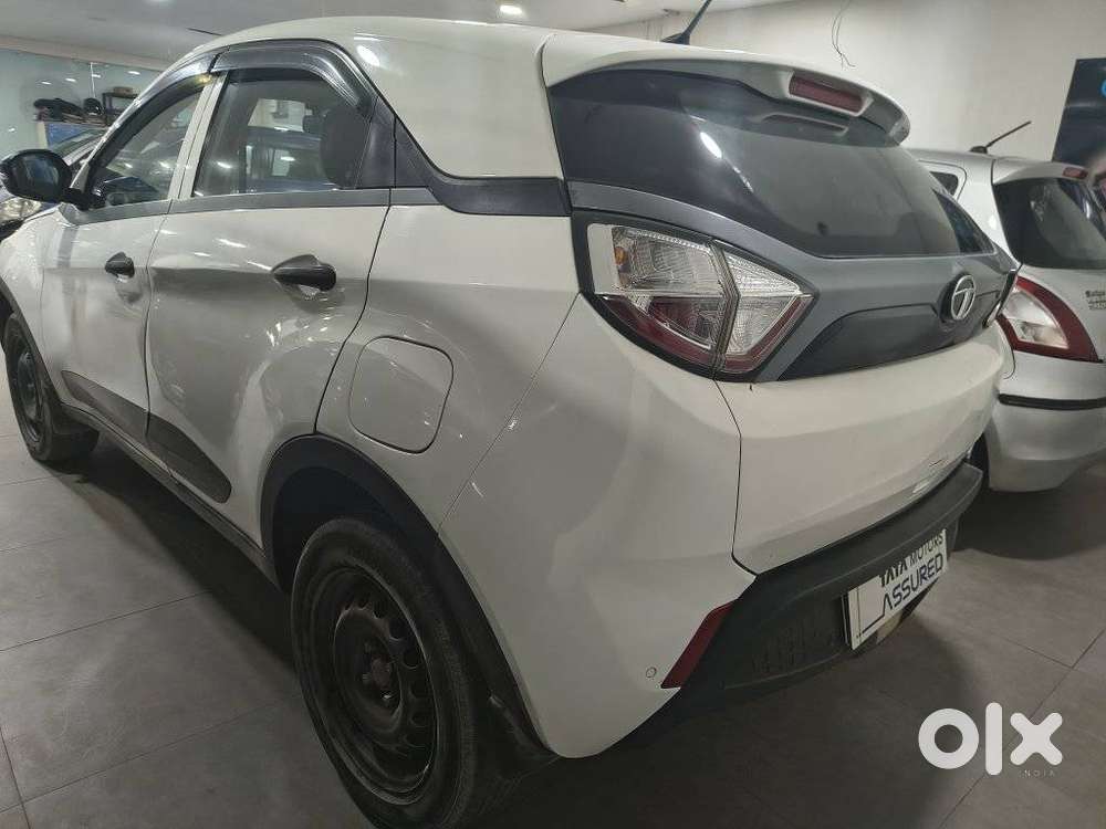 Tata Nexon 1.5 Revotorq Xm, 2018, Diesel