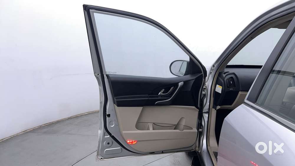 Mahindra Xuv500 2.2 W10, 2017, Diesel