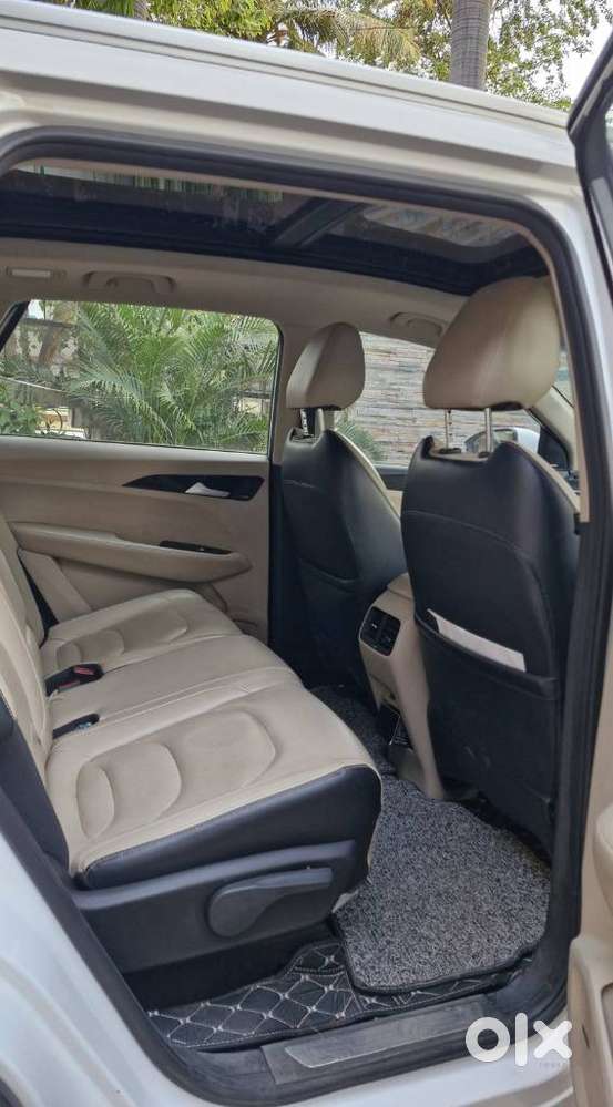 Mg Hector Plus 1.5 Sharp Dct, 2023, Petrol