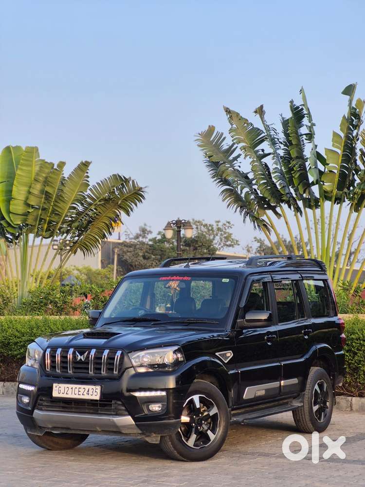 Mahindra Scorpio Classic 2.2 S 11 Mt 7 Str, 2024, Diesel