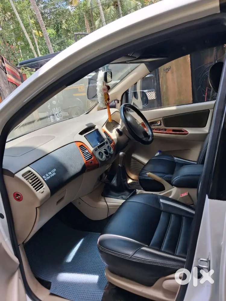 Toyota Innova 2.5 E 2007