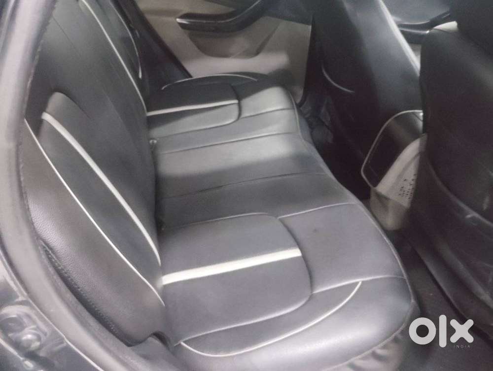 Tata Nexon 1.2 Revotron Xm (s), 2018, Petrol