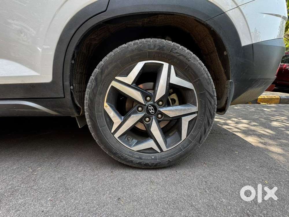 2023 Hyundai Alcazar Prestige 7s 1.5 Turbo Petrol Mt
