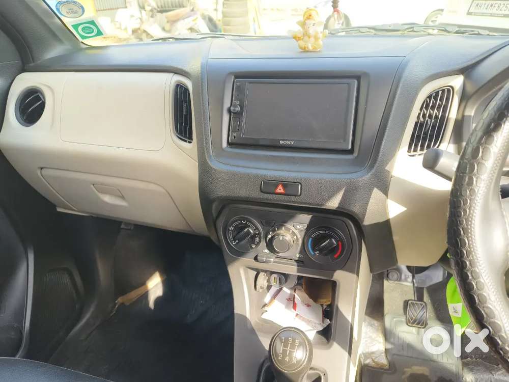 Wagonr Lxi Cng   Power Windows  Central Locking  Sony Music System