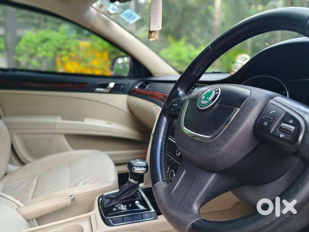 Skoda Superb Elegance 1.8 Tsi At, 2013, Petrol