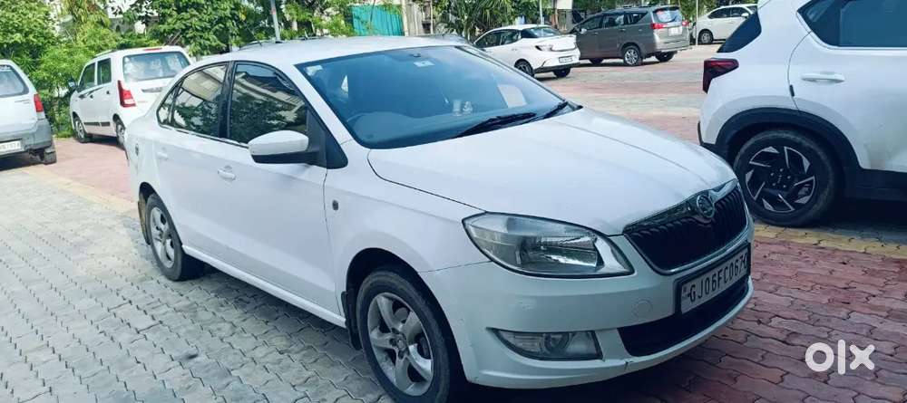 Skoda Rapid 1.6 Active 2012