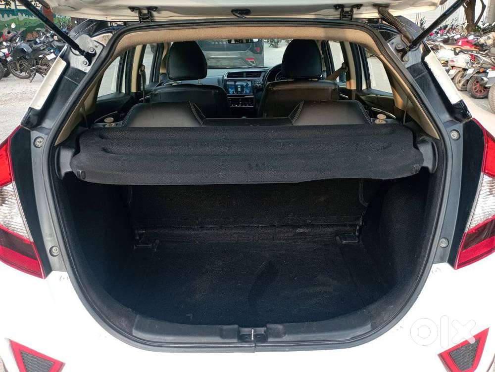 Honda Jazz V Cvt, 2016, Petrol