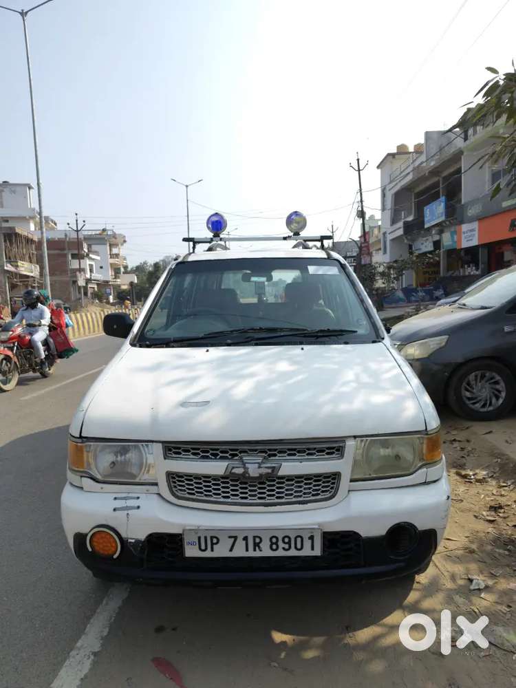 Chevrolet Tavera 2013