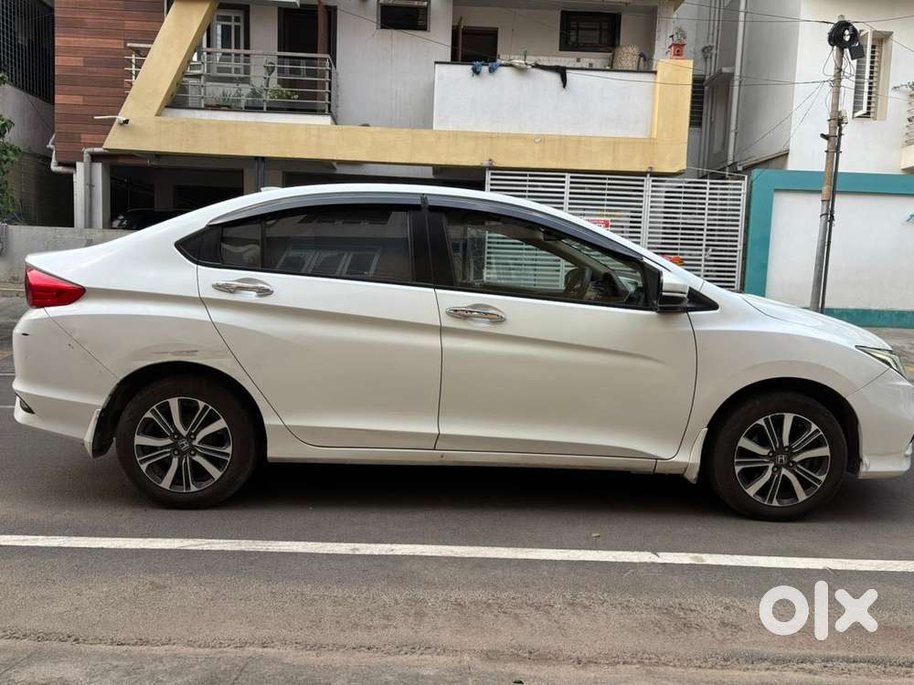 Honda City I-vtec Cvt V, 2017, Petrol