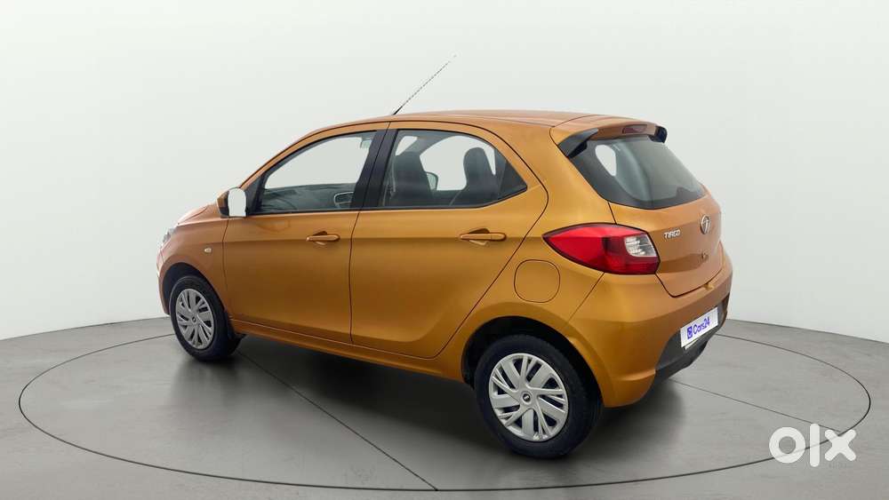 Tata Tiago 1.2 Revotron Xt, 2016, Petrol