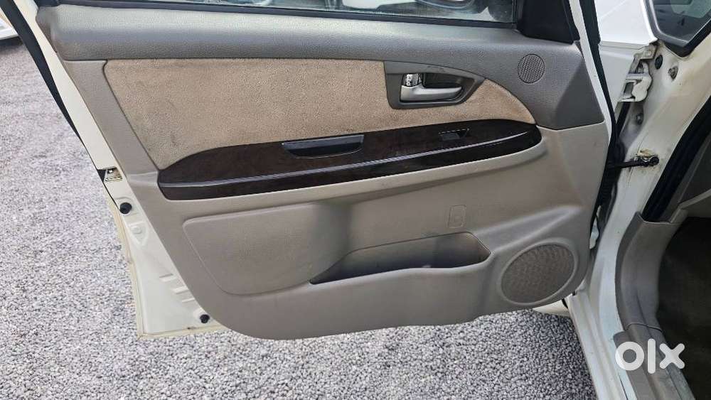 Maruti Suzuki Sx4 Zdi Leather, 2012, Diesel