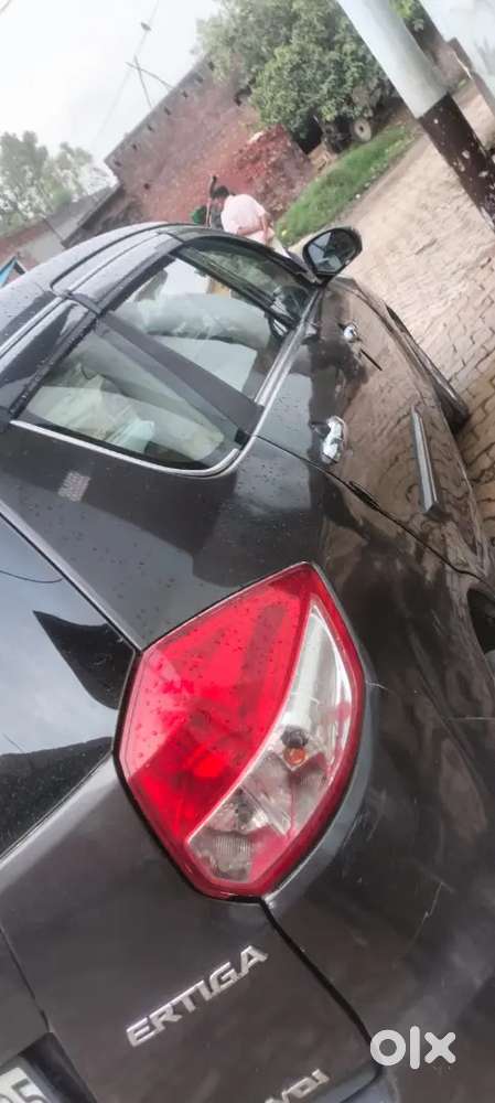 Maruti Suzuki Ertiga Vdi 2012