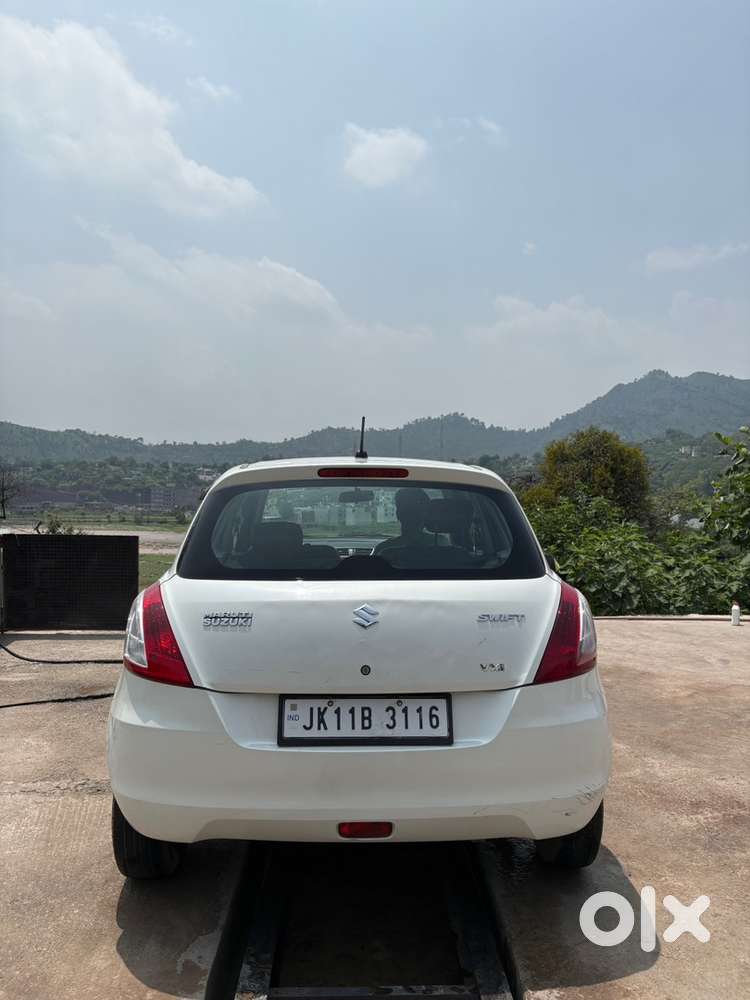 Maruti Suzuki Swift Petrol 2015