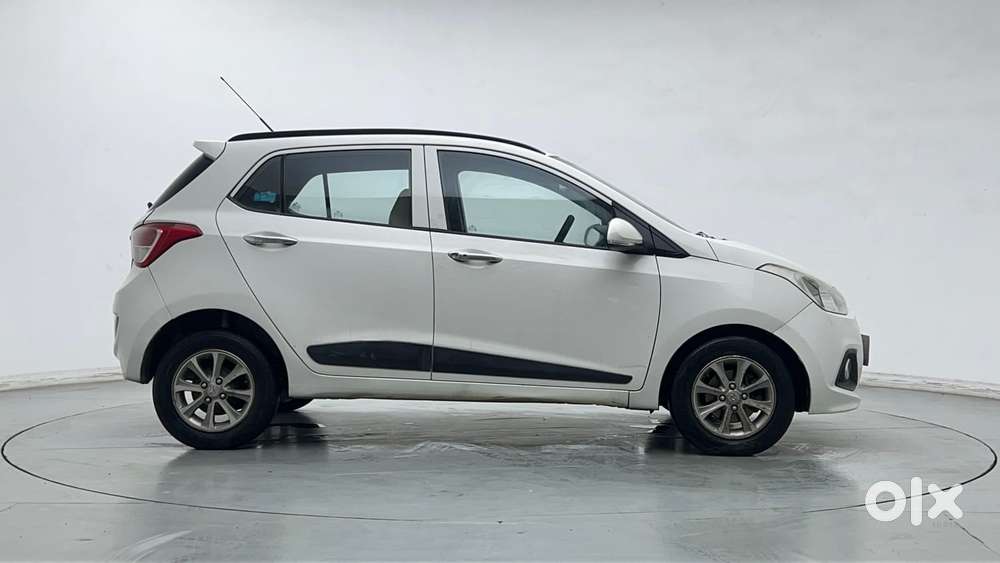 Hyundai Grand I10 1.2 Kappa Vtvt Asta (o) At, 2016, Petrol