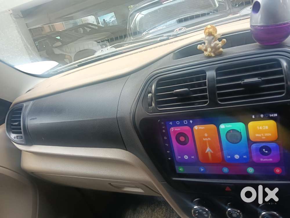 Mahindra Tuv 300 T6, 2018, Diesel
