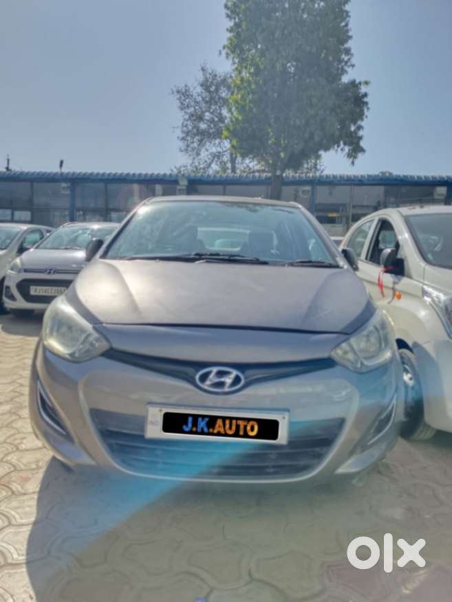 Hyundai I20 Magna 1.2 Mt, 2012, Petrol
