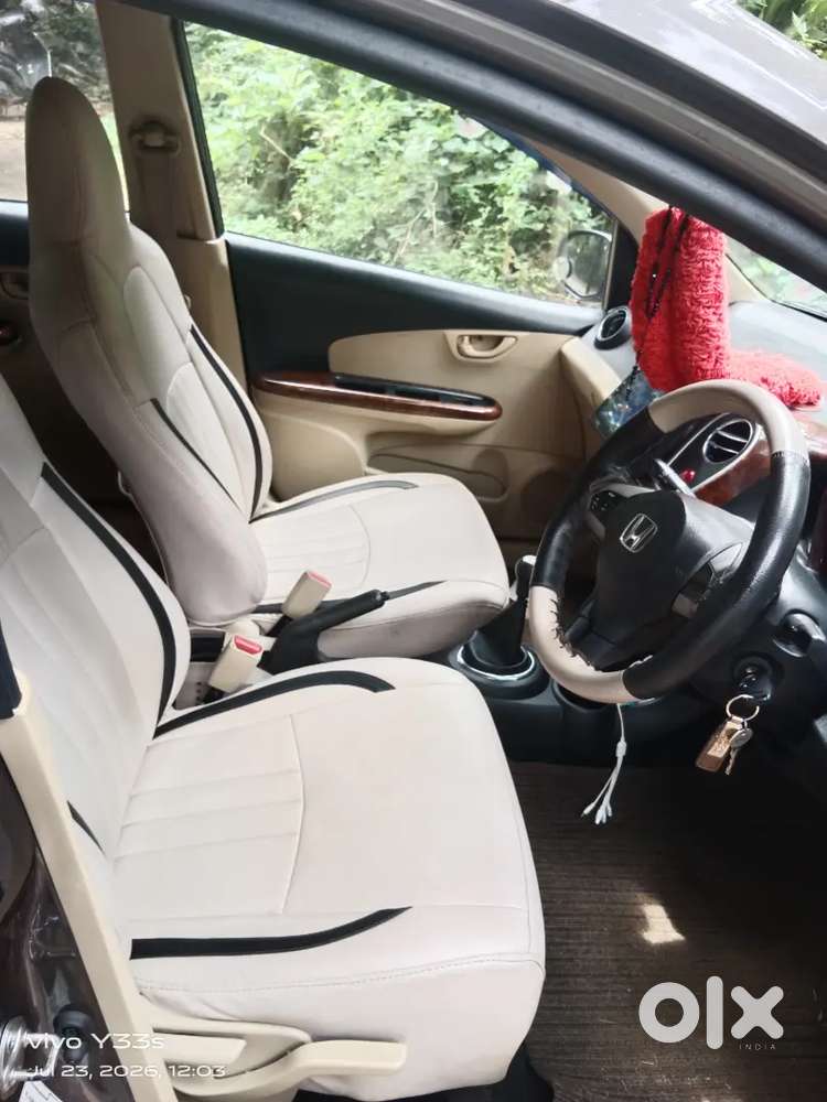 Honda Mobilio 2014 V Option