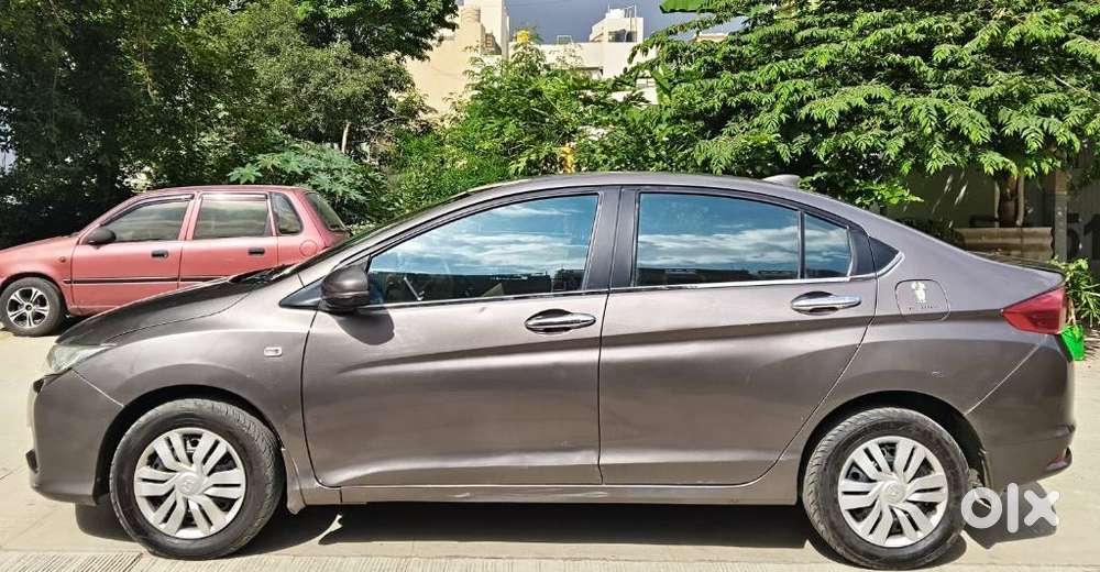 Honda City V Mt, 2014, Petrol